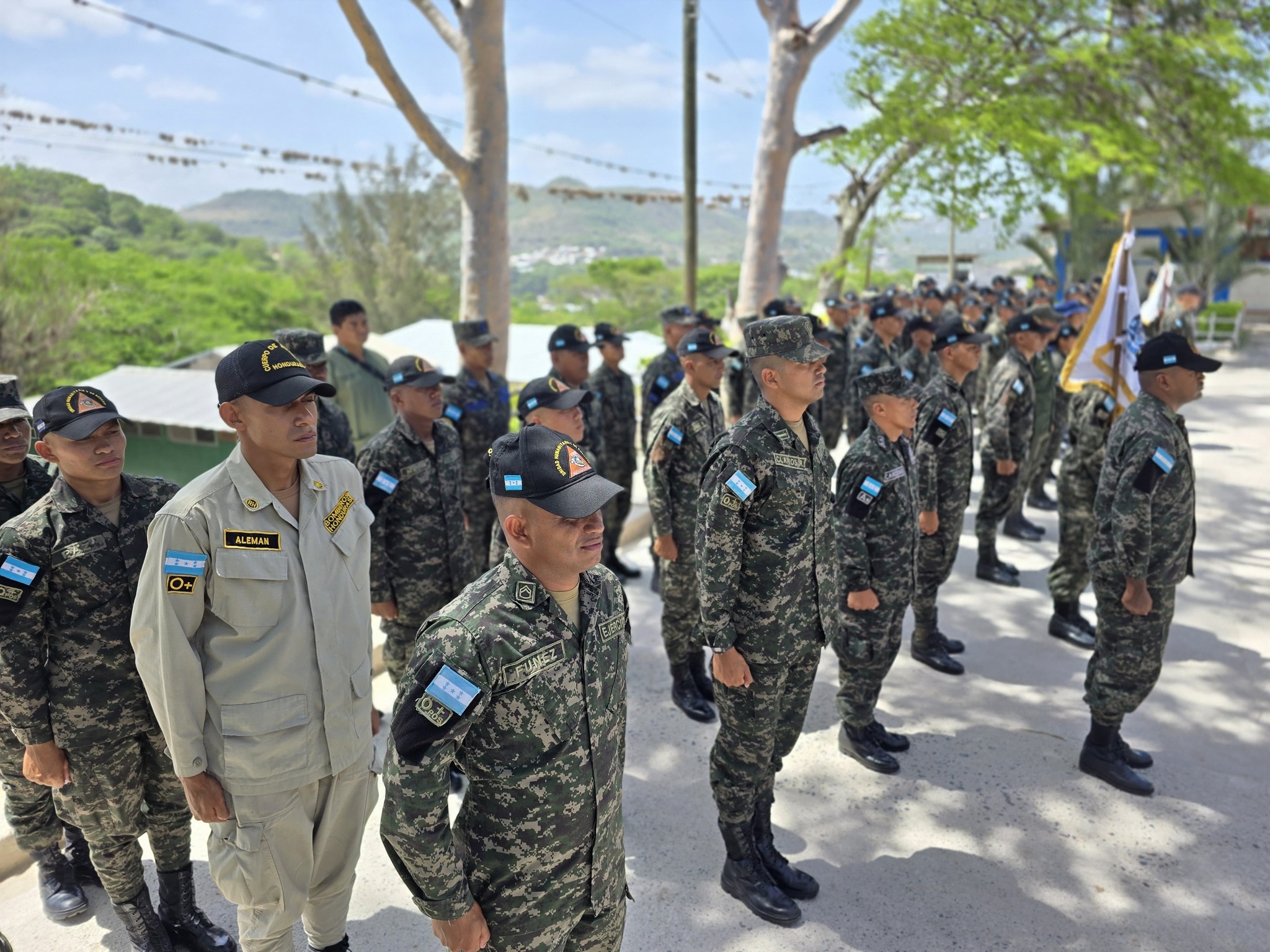 Fuerzas Armadas de Honduras se separan de LIBRE y señalan avance del narcotráfico