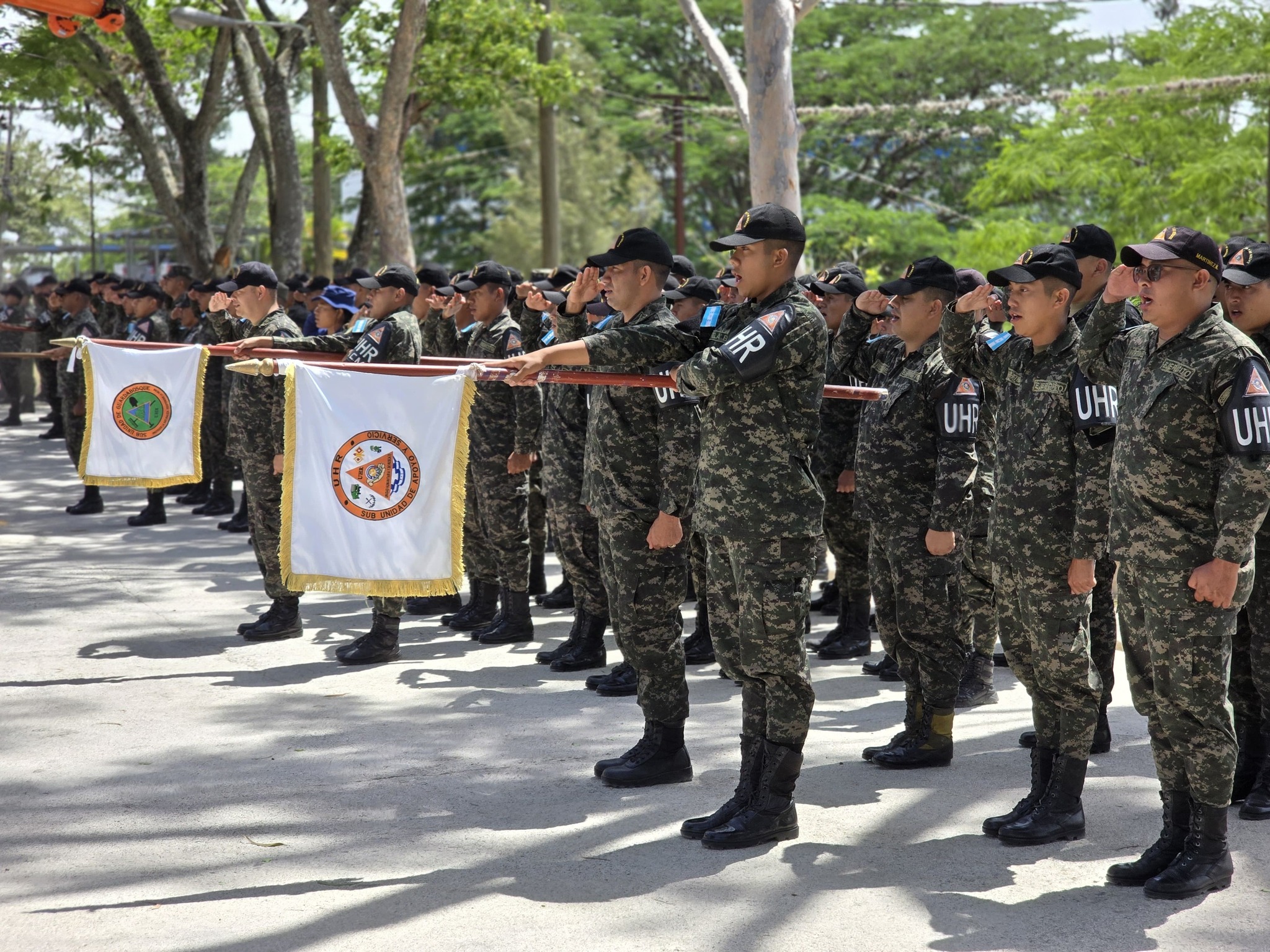 Aumentos Salariales a Militares de Alto Rango en Honduras: ¿Qué Significa para la Imparcialidad?