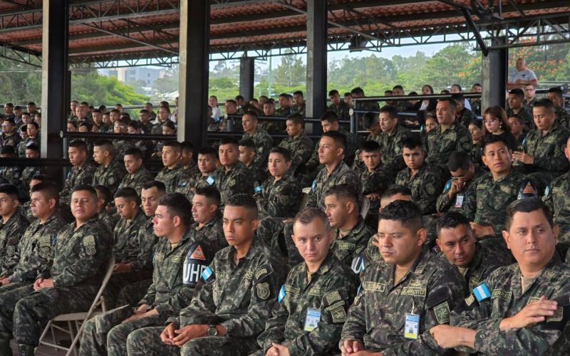 La polémica del ejército en las elecciones de Honduras